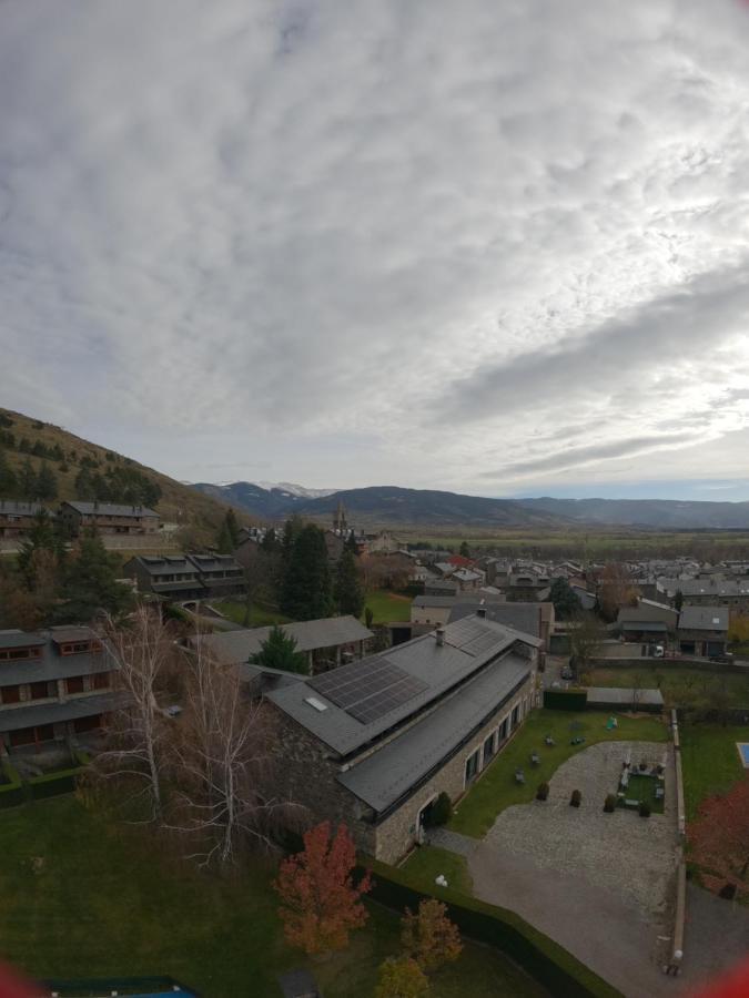 Hotel Bernat De So Llivia Exterior photo